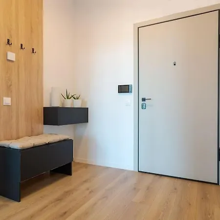 Lejlighed Estera Apt, 4 Guests, Self Check In, Free Parking *